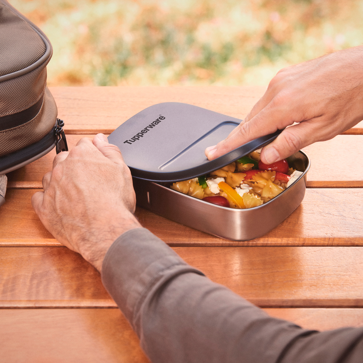 Tupperware Cooks！ 57% off on Tupperware Stainless Steel Luncher | OneDayOnly