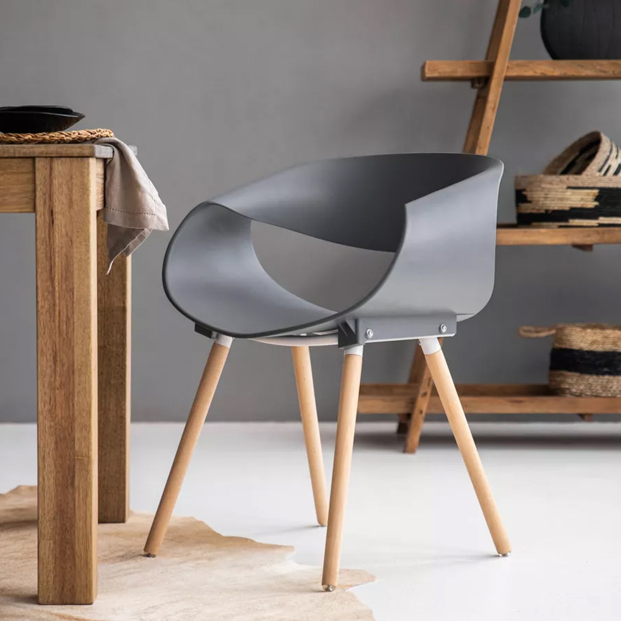 Curvaceous Dining Chair