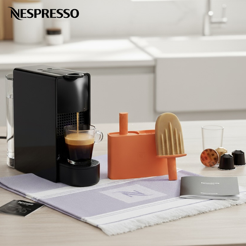 Essenza Mini Black Coffee Machine Bundle