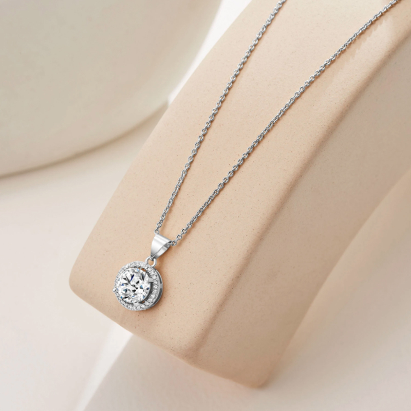 Nadia Necklace with Cubic Zirconia Crystals