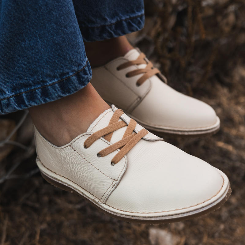 Ladies Genuine Leather Cream Vellies