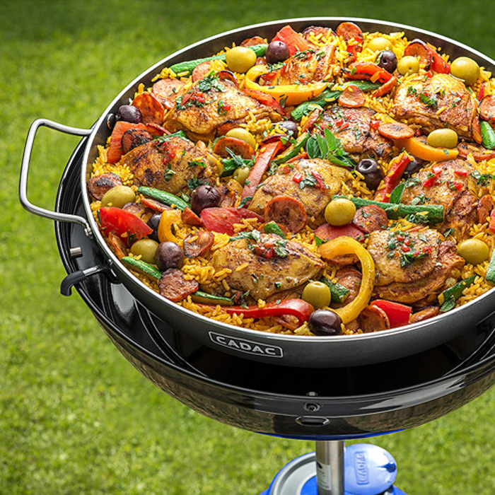 37 off on 47cm Paella Pan