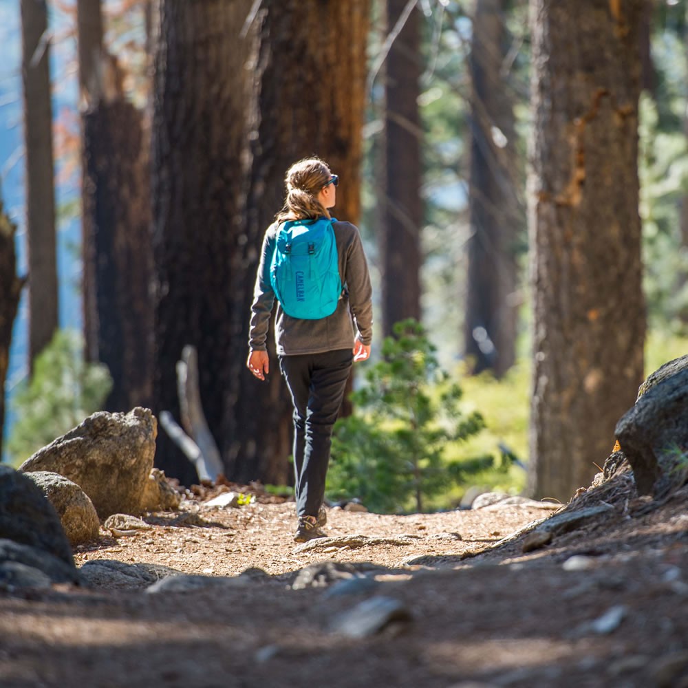 arete 18 hydration pack