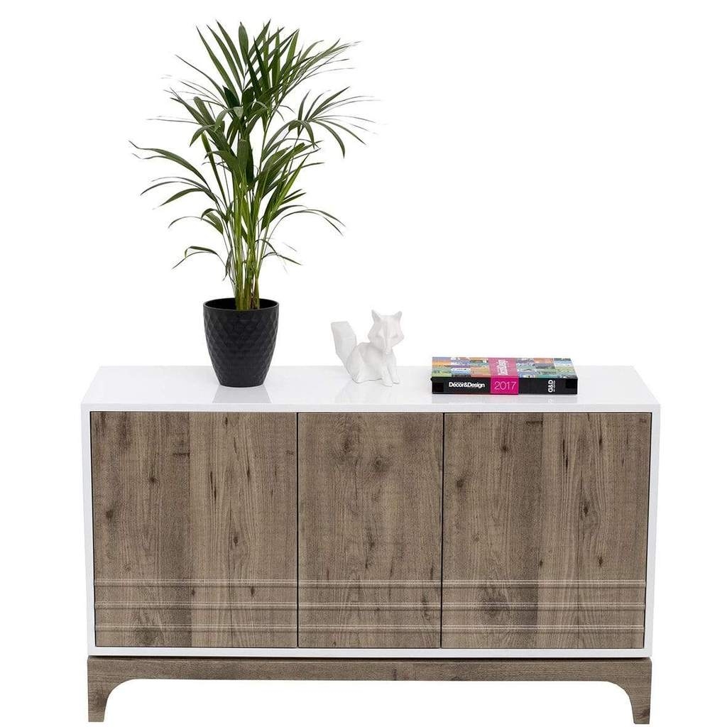 Accessories not included