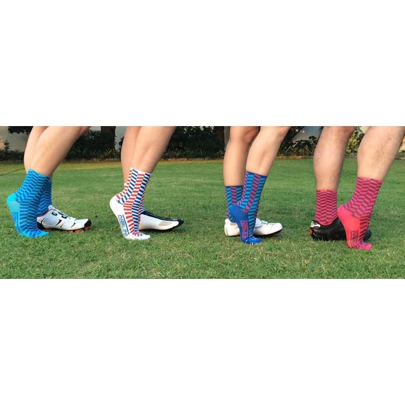 Left to right: Blue/Blue, White (not available), Purple/Blue, Pink/Purple