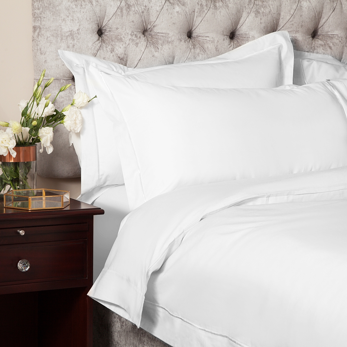 41% off on 300TC Satin Stitch Duvet Cover Set | OneDayOnly