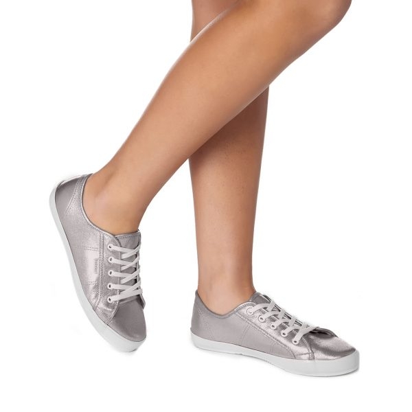 44% off on Ladies Explore Sneaker